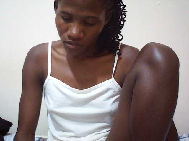 sweetlove04 live cam on BongaCams