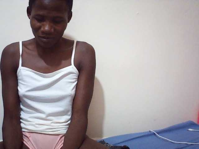 sweetlove04 live cam on BongaCams