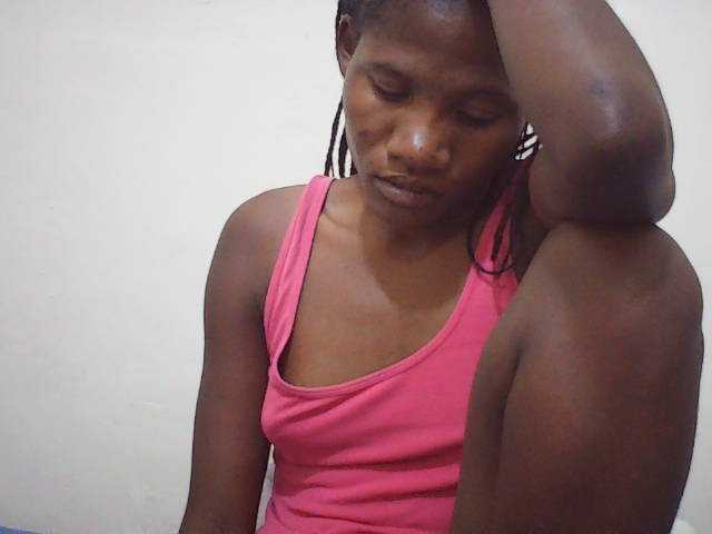 sweetlove04 live cam on BongaCams