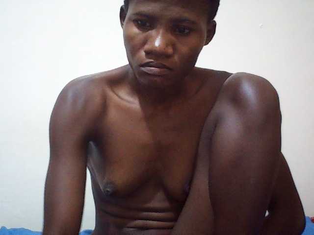 sweetlove04 live cam on BongaCams