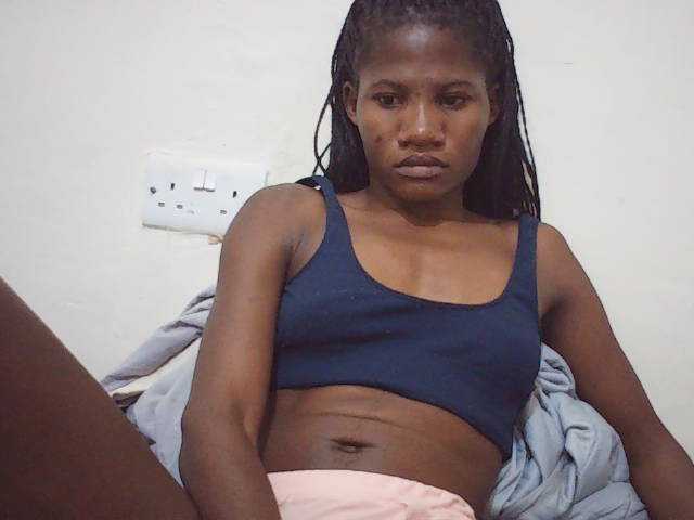 sweetlove04 live cam on BongaCams