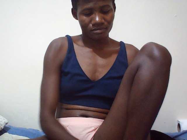 sweetlove04 live cam on BongaCams