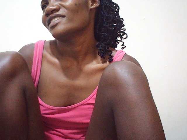 sweetlove04 live cam on BongaCams