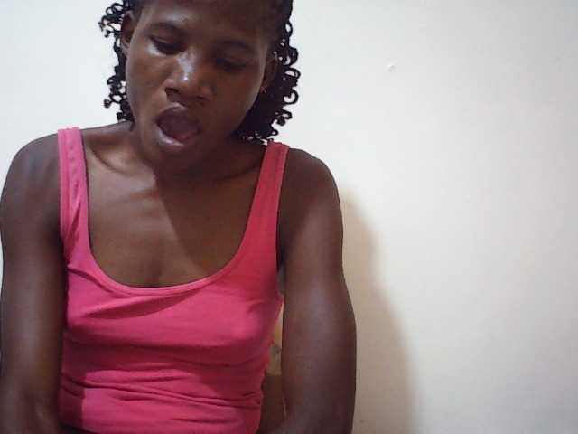 sweetlove04 live cam on BongaCams