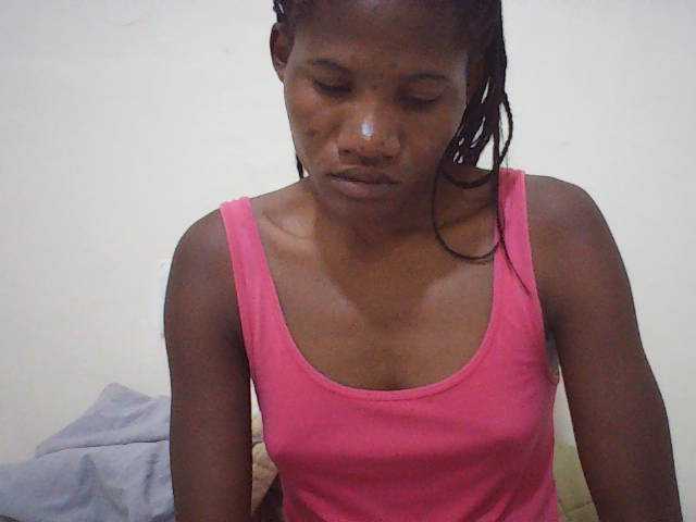 sweetlove04 live cam on BongaCams