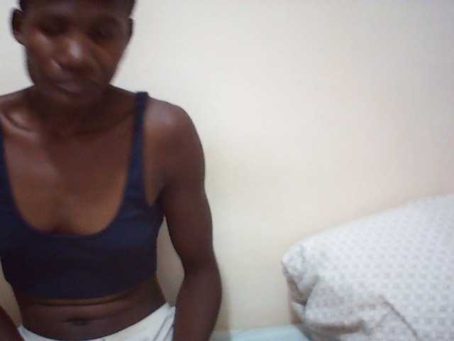 sweetlove04 live cam on BongaCams