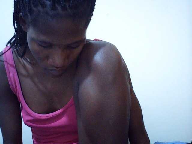 sweetlove04 live cam on BongaCams