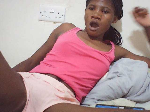 sweetlove04 live cam on BongaCams