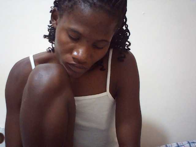sweetlove04 live cam on BongaCams