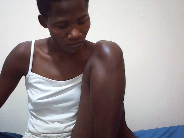 sweetlove04 live cam on BongaCams