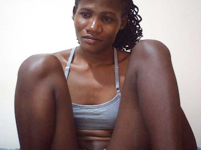 sweetlove04 live cam on BongaCams