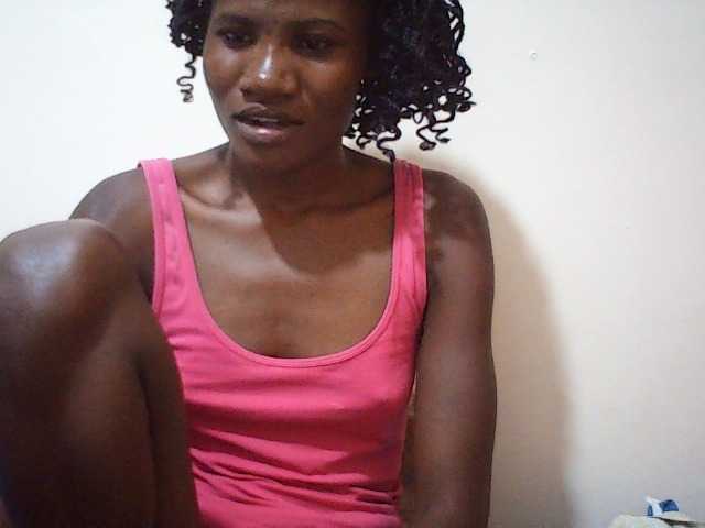sweetlove04 live cam on BongaCams