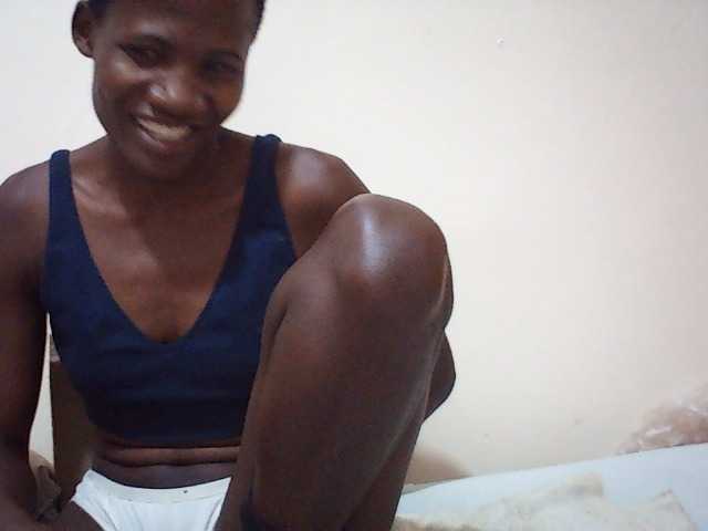 sweetlove04 live cam on BongaCams
