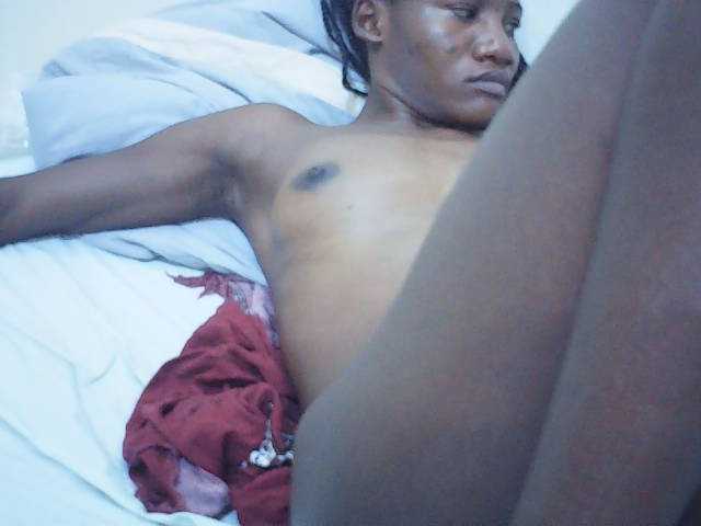 sweetlove04 live cam on BongaCams