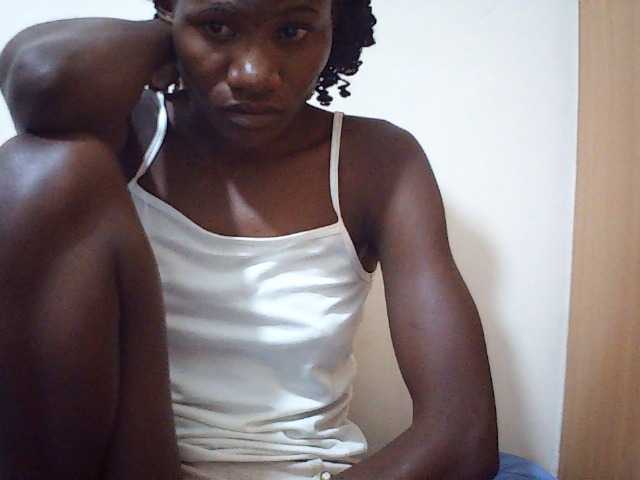 sweetlove04 live cam on BongaCams