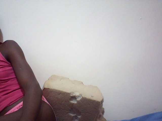 sweetlove04 live cam on BongaCams