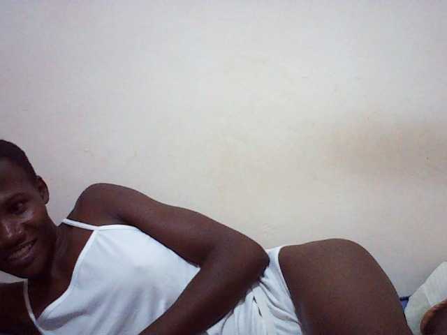 sweetlove04 live cam on BongaCams