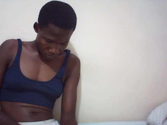 sweetlove04 live cam on BongaCams