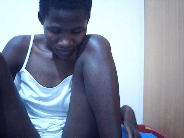 sweetlove04 live cam on BongaCams