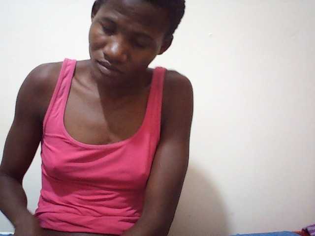 sweetlove04 live cam on BongaCams