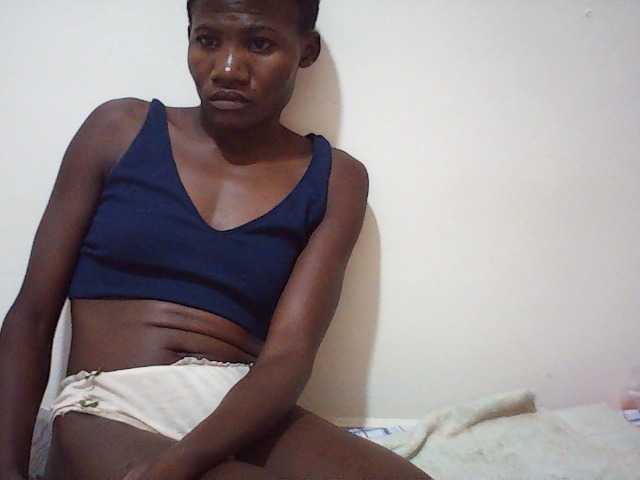 sweetlove04 live cam on BongaCams