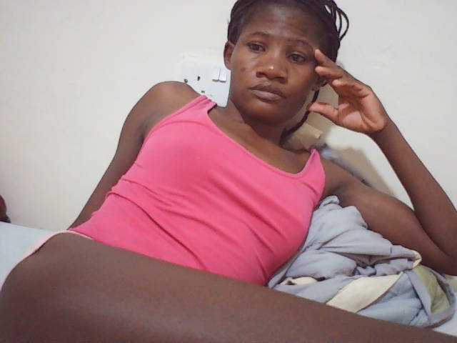 sweetlove04 live cam on BongaCams