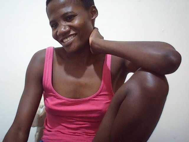 sweetlove04 live cam on BongaCams