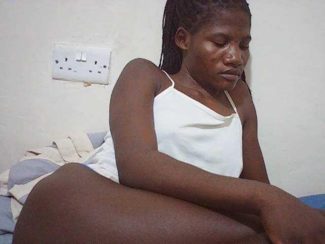 sweetlove04 live cam on BongaCams