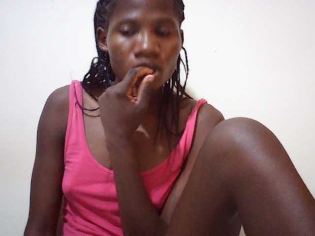 sweetlove04 live cam on BongaCams