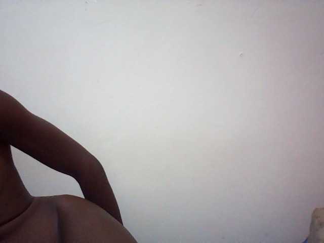 sweetlove04 live cam on BongaCams
