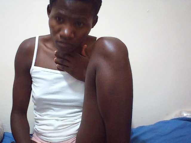 sweetlove04 live cam on BongaCams