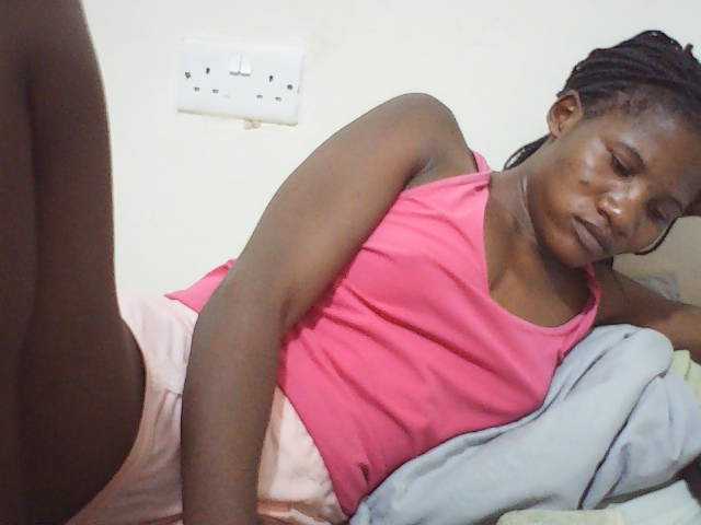 sweetlove04 live cam on BongaCams