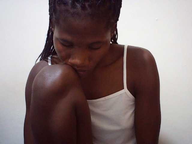 sweetlove04, live now on BongaCams