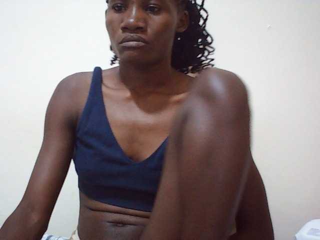 sweetlove04 live cam on BongaCams