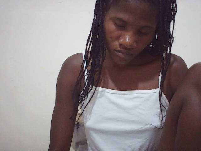sweetlove04 live cam on BongaCams