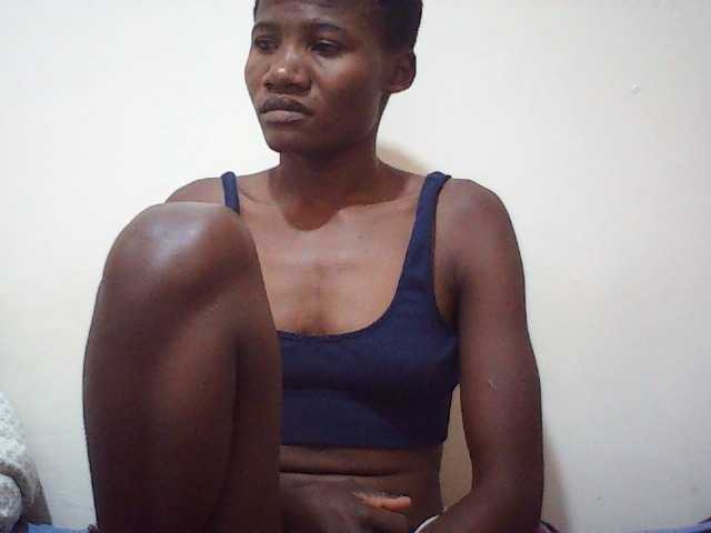 sweetlove04 live cam on BongaCams