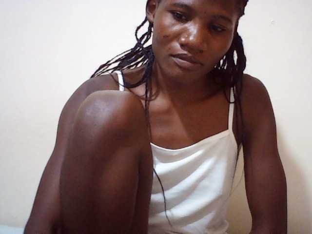 sweetlove04 live cam on BongaCams