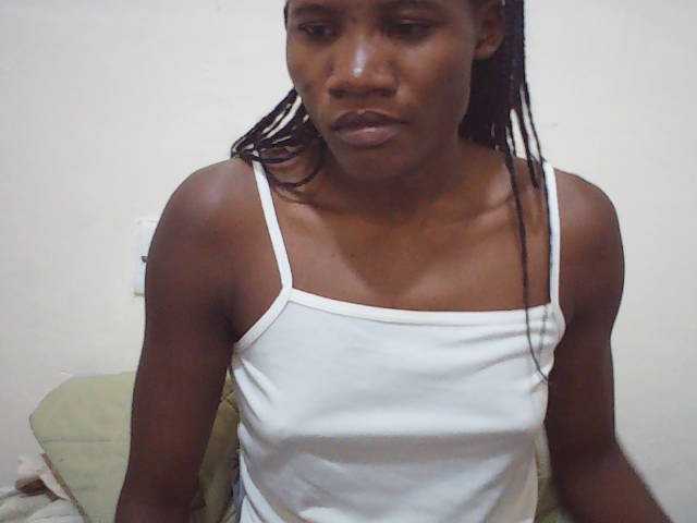 sweetlove04 live cam on BongaCams