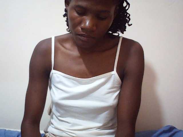 sweetlove04 live cam on BongaCams