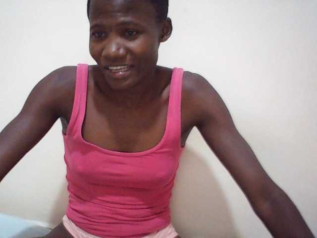 sweetlove04 live cam on BongaCams