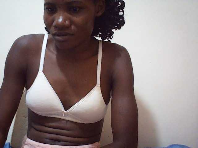 sweetlove04 live cam on BongaCams