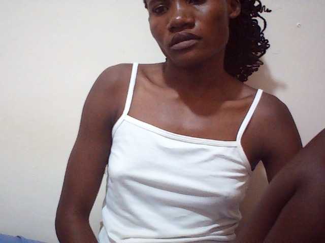sweetlove04 live cam on BongaCams