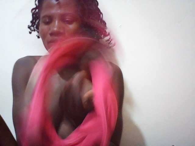 sweetlove04 live cam on BongaCams