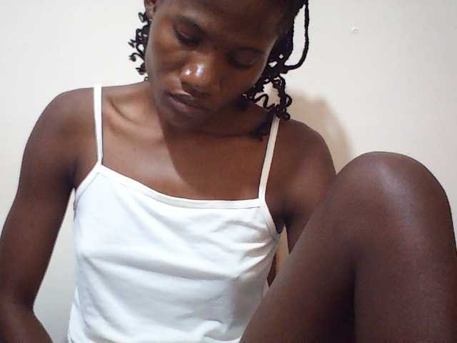 sweetlove04 live cam on BongaCams