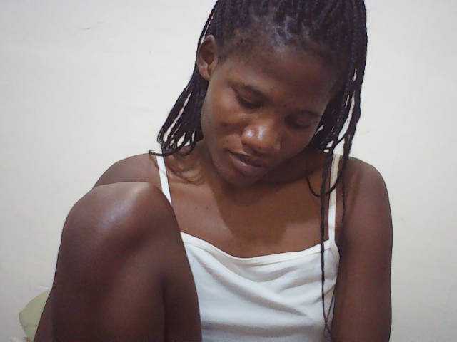 sweetlove04 live cam on BongaCams