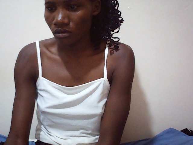 sweetlove04 live cam on BongaCams