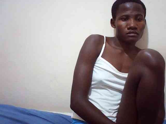 sweetlove04 Live Webcam on BongaCams
