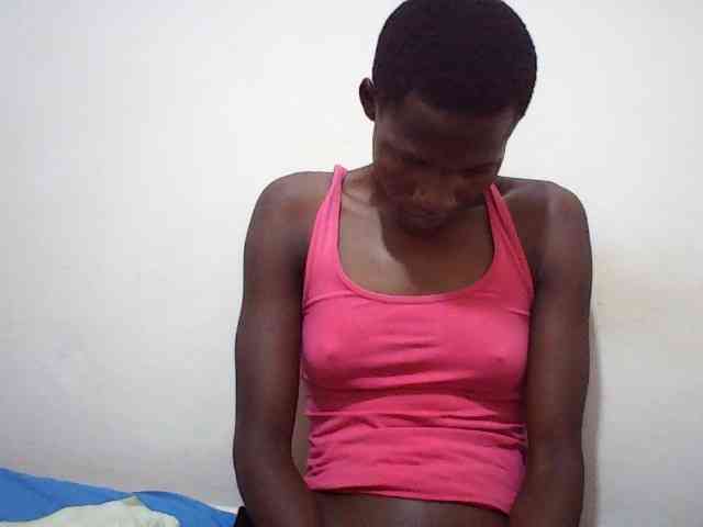 sweetlove04 Live Webcam on BongaCams