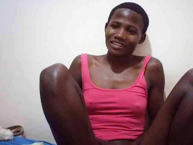 sweetlove04 Live Webcam on BongaCams