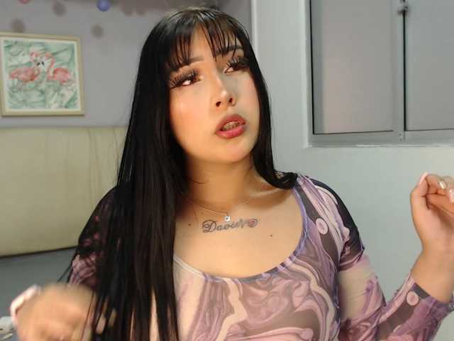 violetrouss live cam on BongaCams